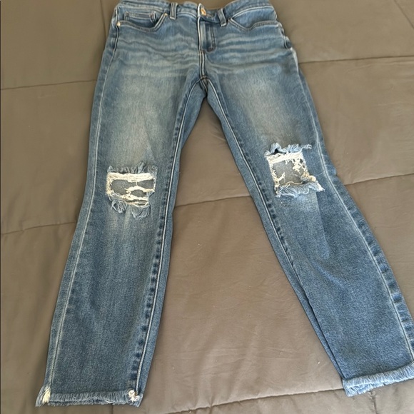 Lauren Conrad Distressed Blue Jeans  sz 8 skinny jeans EUC - Picture 1 of 9